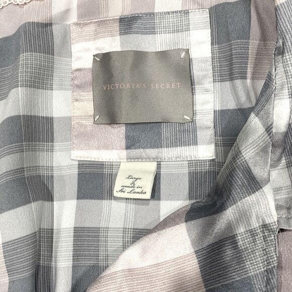 Victoria’s Secret Button Up Plaid Pajama Top - Picture 6 of 7